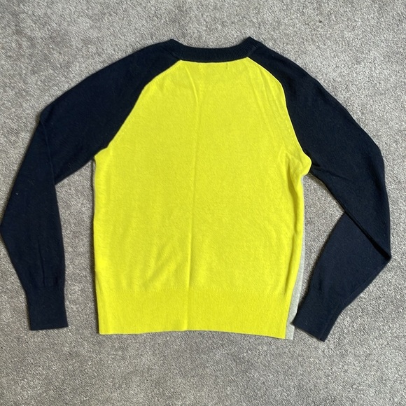 Banana Republic sweater, Italian merino blend. Size XS - Picture 2 of 3